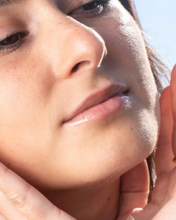 Lip Oil - Natural & Vegan - Shine and Care - Mirror Effect - Litterly